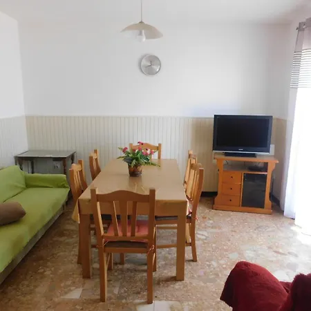 Aneno House Apartman *